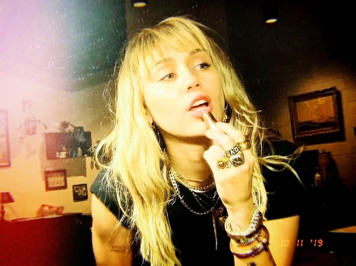 Miley Cyrus Has Undergone Vocal Cord Surgery And Can Not Speak