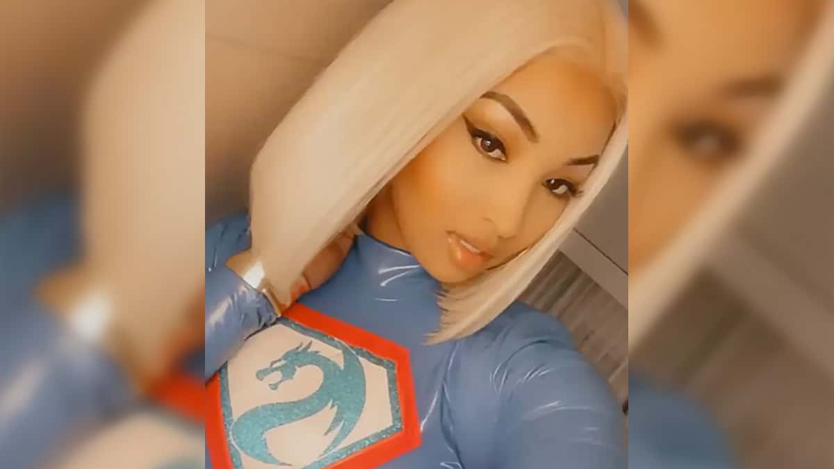 Shenseea Turns Into Supergirl For Halloween