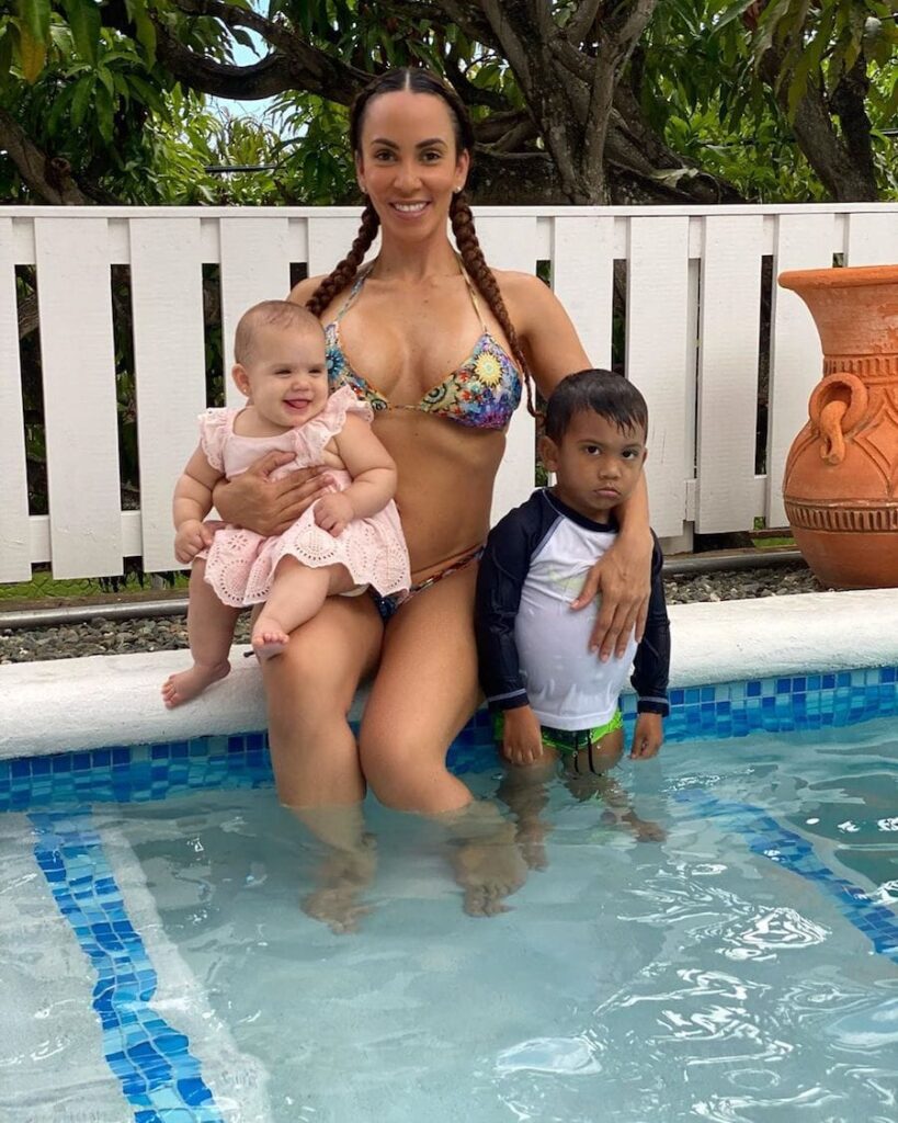 Sean Paul's wife Jodi "Jinx" Henriques with her kids Levi and Remi