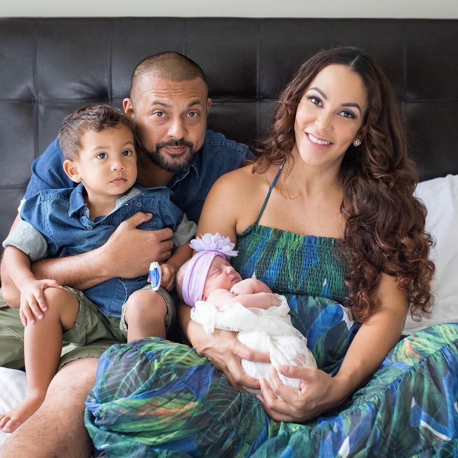 Sean Paul with his wife Jodi Jinx and kids