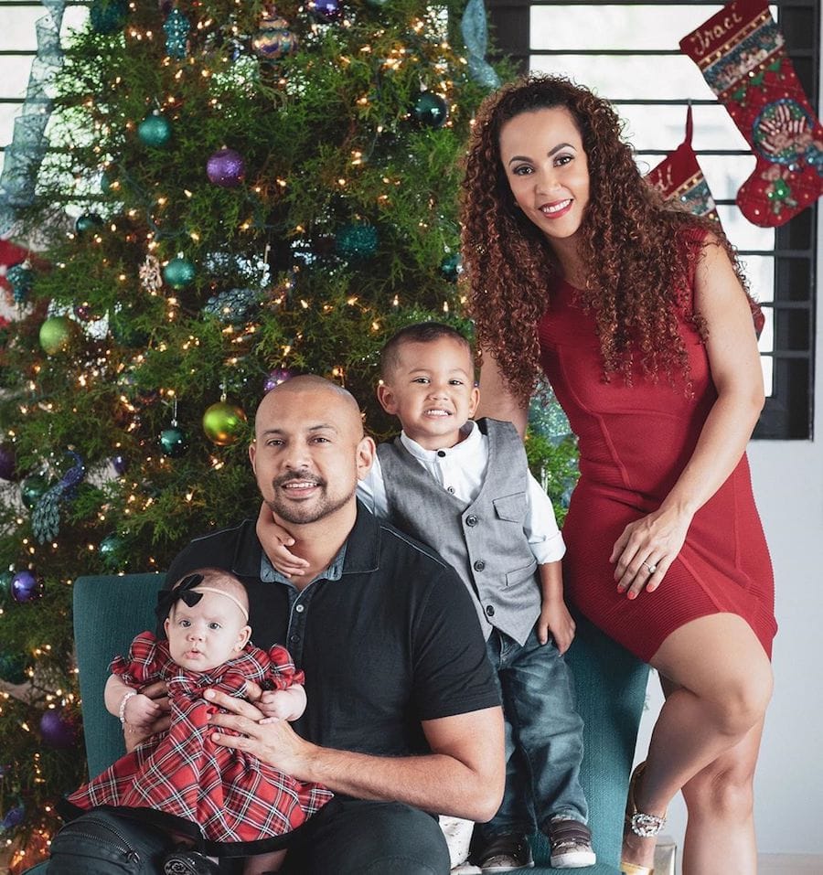 Sean Paul with his wife Jodi Stewart-Henriques and their Children