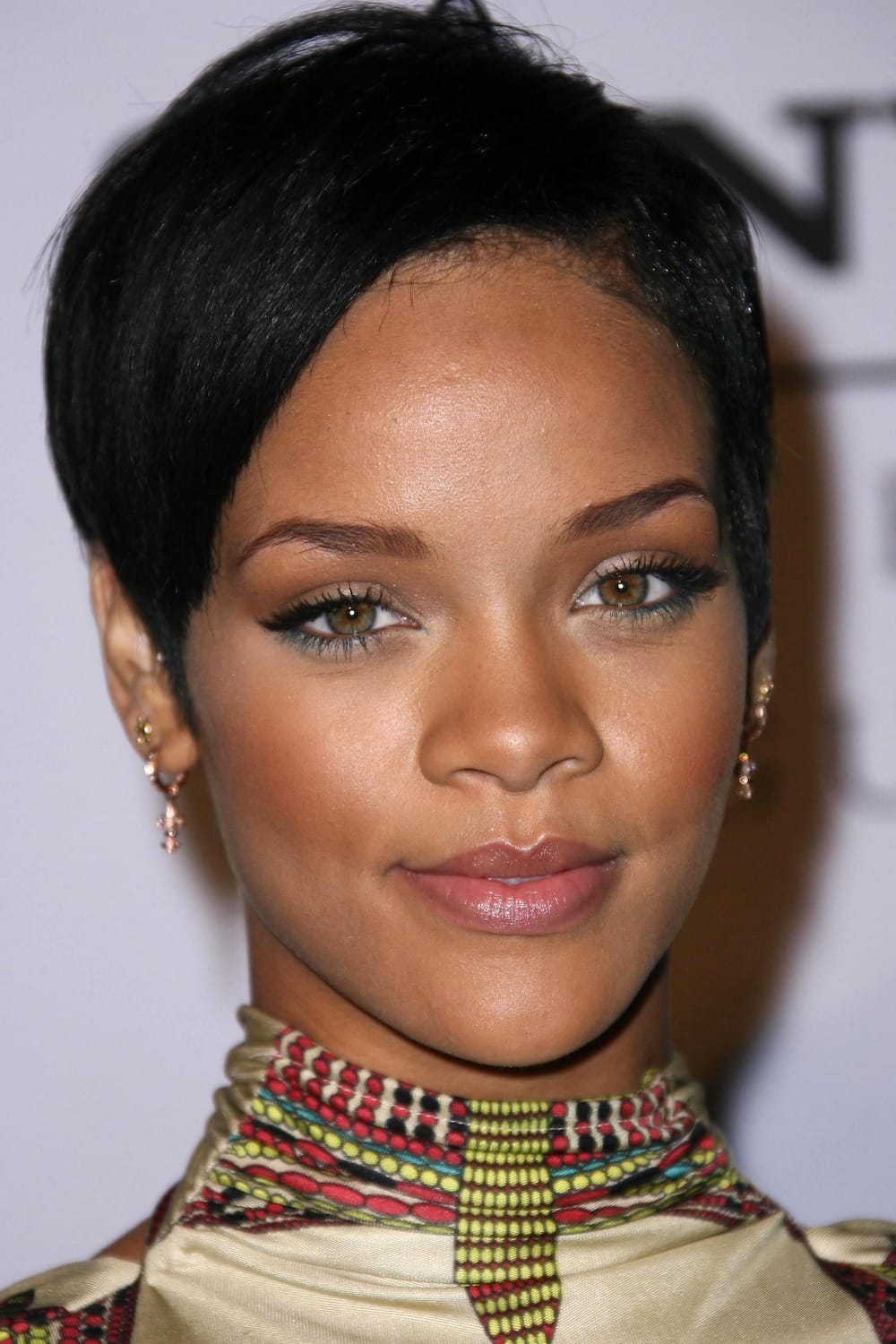 Barbados Declares Rihanna A National Hero