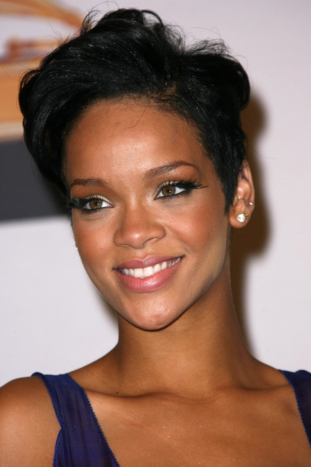 Barbados Hails Rihanna 'National Hero' As It Becomes Republic