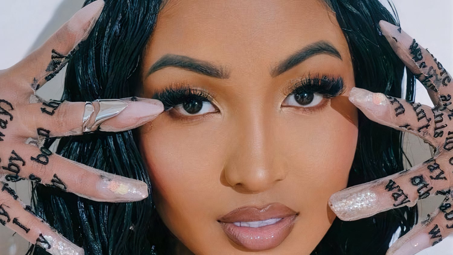 Shenseea Launches Online Merch Store With ‘Alpha’ & ‘Lick’ Apparel Collections