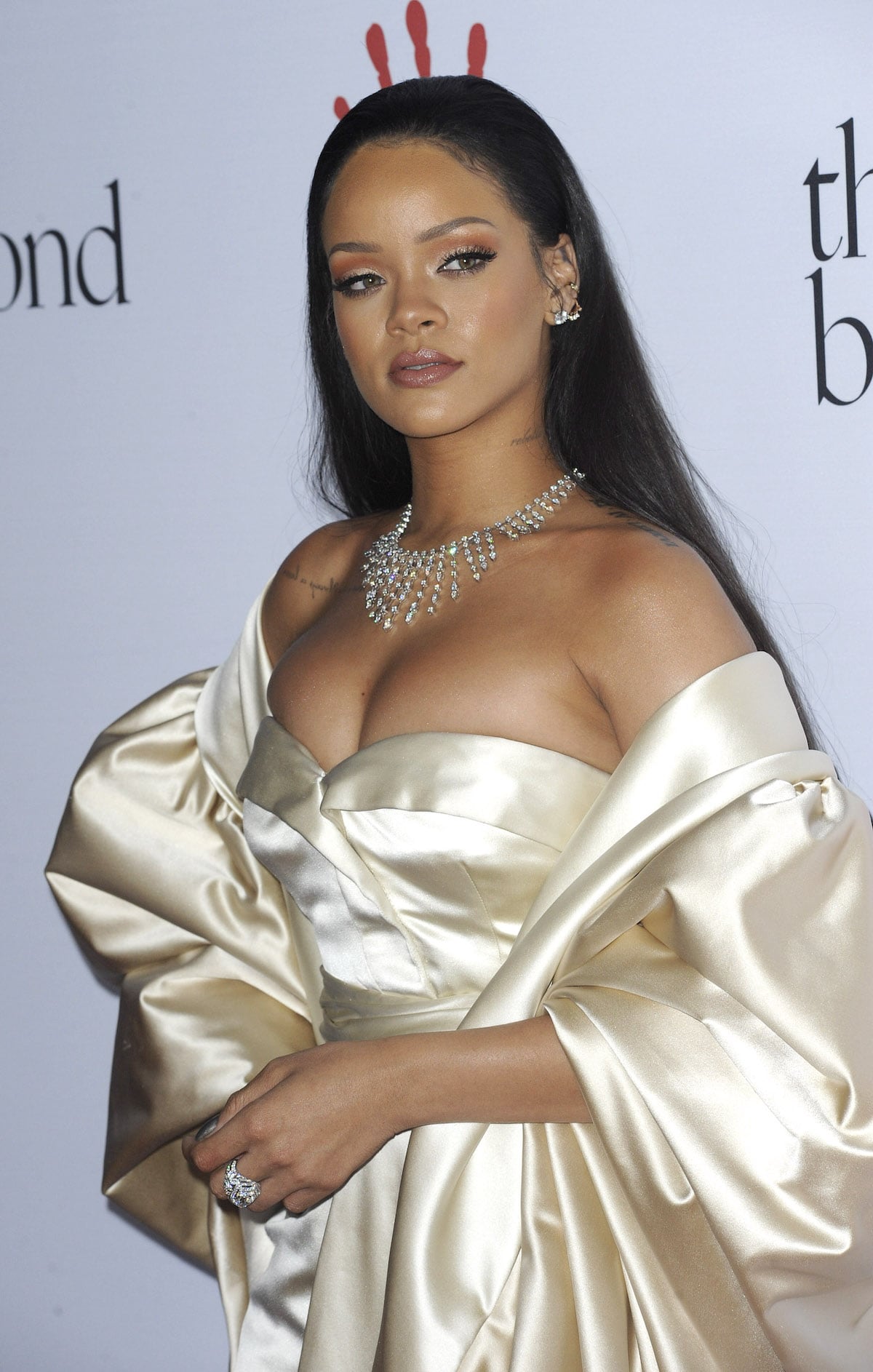 Rihanna Wants Beyonce To Walk Her Next Savage X Fenty Fashion Show Runway